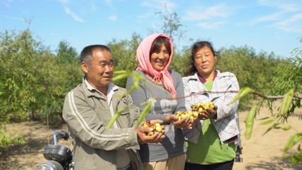 張智霖、李承鉉高位成團(tuán),良品鋪?zhàn)又戮磁G斬棘的你